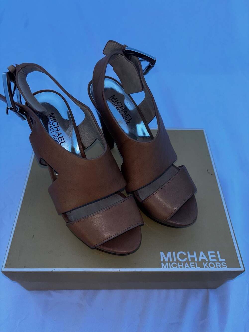 Michael Kors Carla Leather Platform Heel Slingback Sandals Tan size 6.5